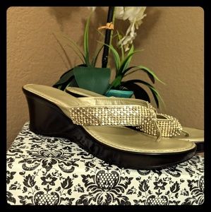 Italian Shoemakers size 9 Rhinestone Sandals